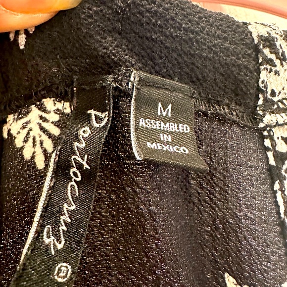 Beach Cover up - Picture 4 of 5